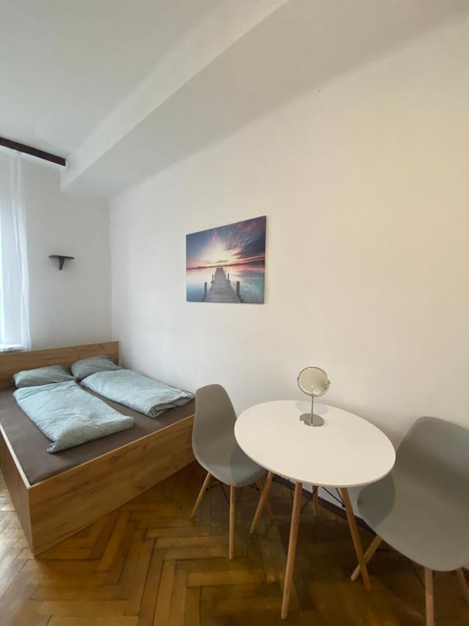 Classy Rooms In Old Town Kraków Eksteriør billede